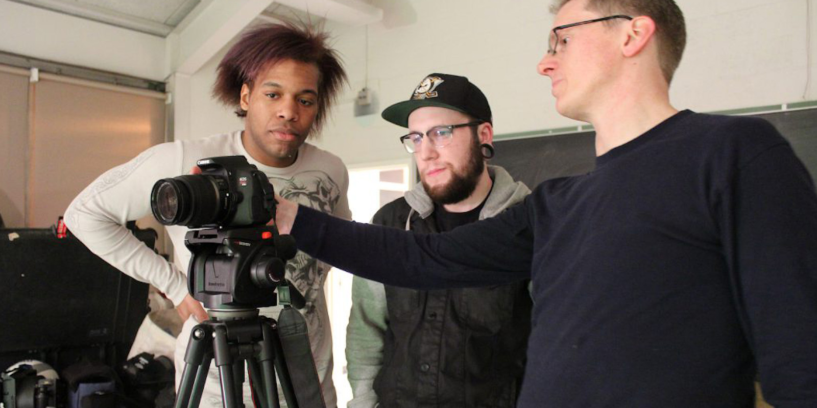 YY易游体育学院yy易游电竞体育通信专业