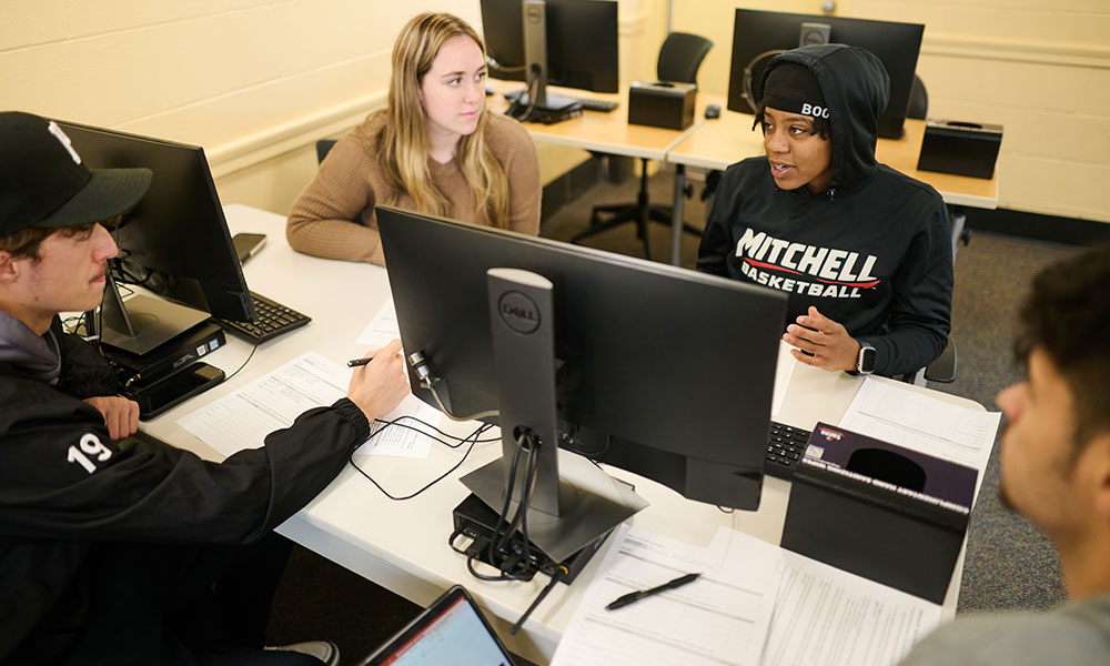 ，yy易游首存红利学院