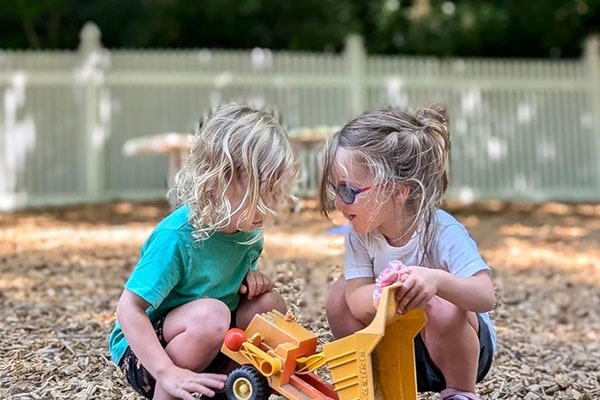 YY易游体育学院夏令营